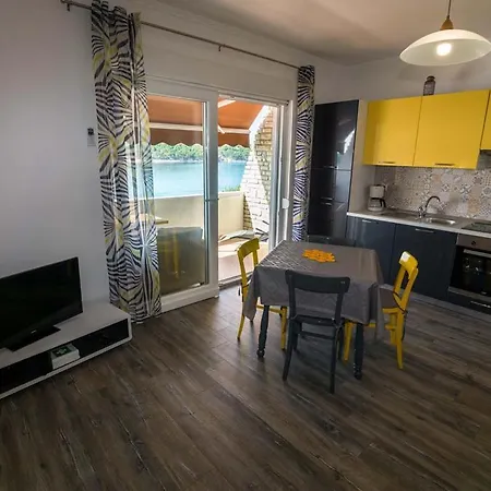 Apartment Oaza Planjke - Dora *