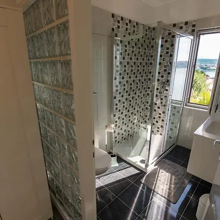 Oaza Planjke - Dora Apartamento Rab Town